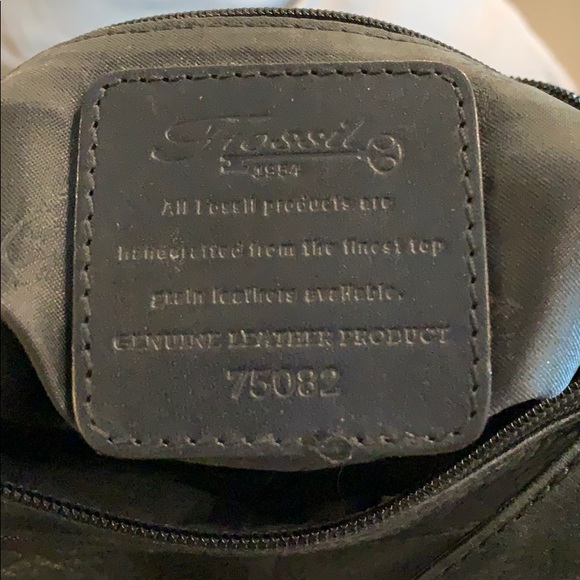 Fossil Black Purse - Picture 6 of 6